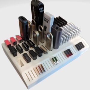 Usb and SD Media Organiser in the color white